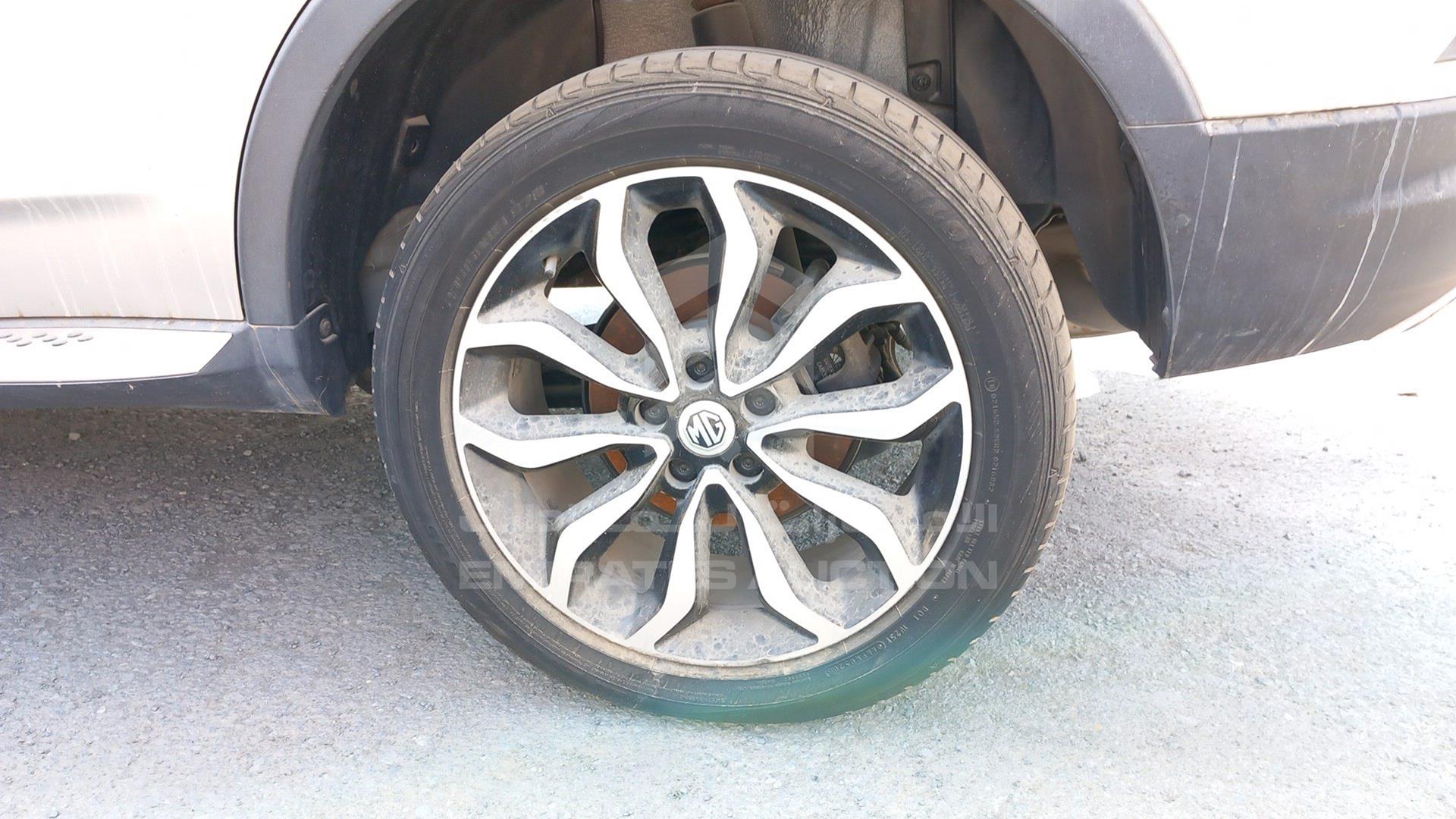 2017 MG GS VIN: LSJA24W9XHS010948