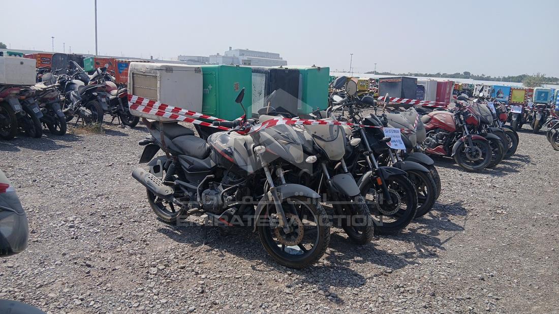 5 Motorbikes — Front Right Angle — Photo 11