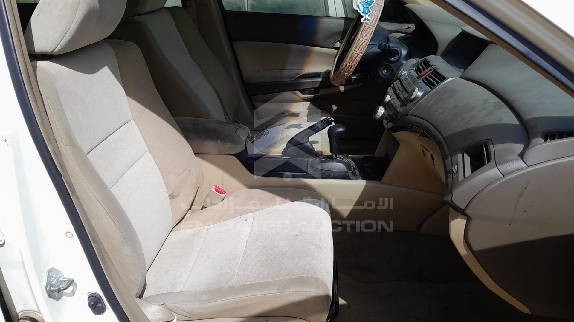 2009 HONDA ACCORD VIN: JHMCP26349C405343