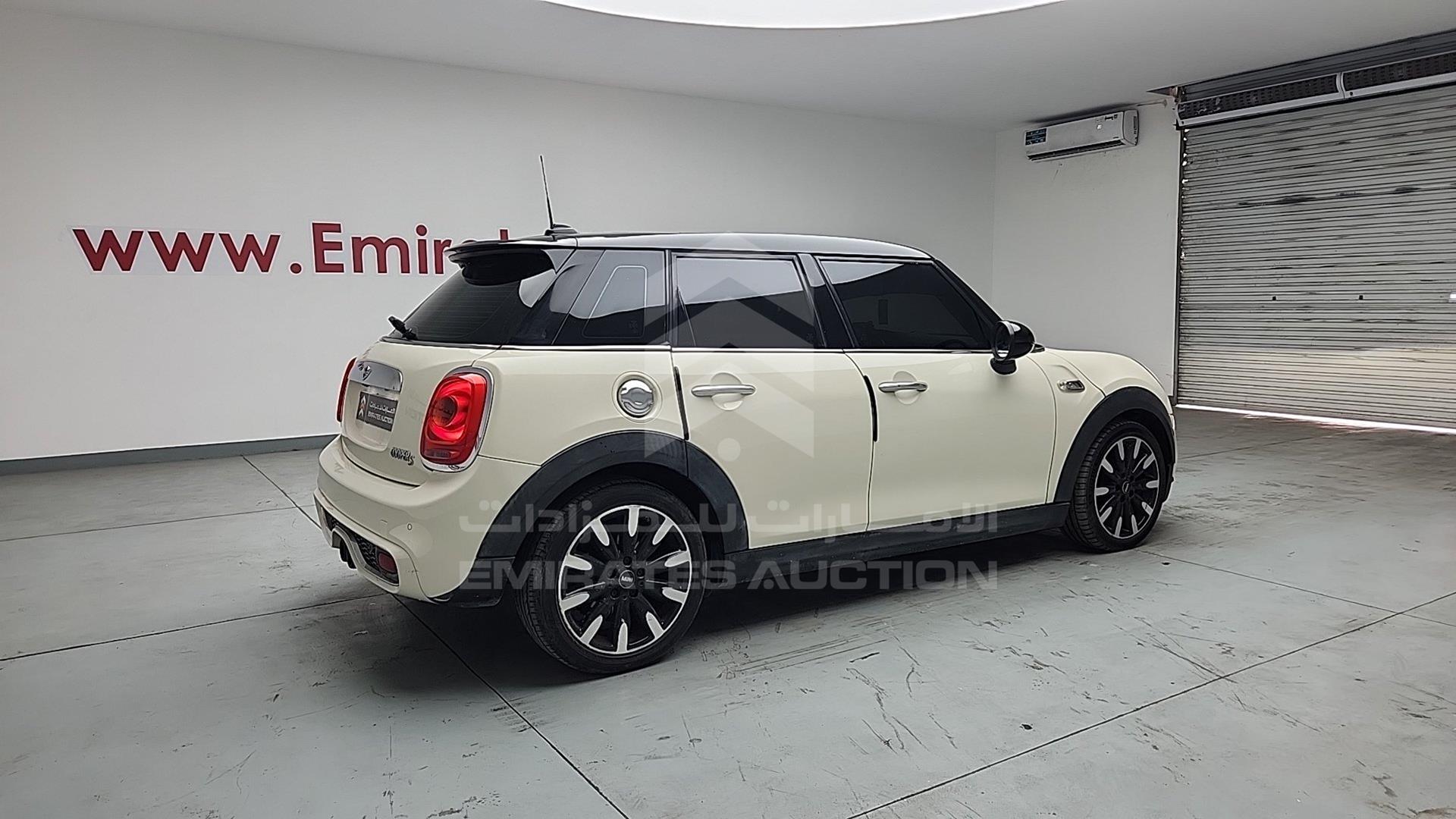 2016 MINI COOPER VIN: WMWXS7100GT842861