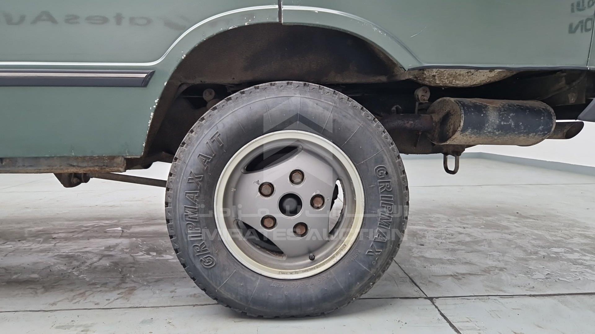 1984 LAND ROVER RANGE ROVER VIN: SALLHAMM4GA421015