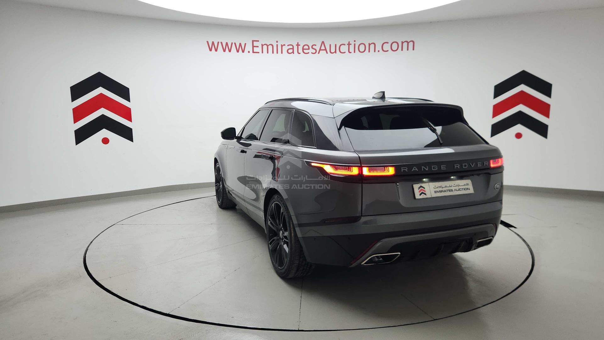 2018 RANGE ROVER --- VIN: SALYB2RV8JA716141