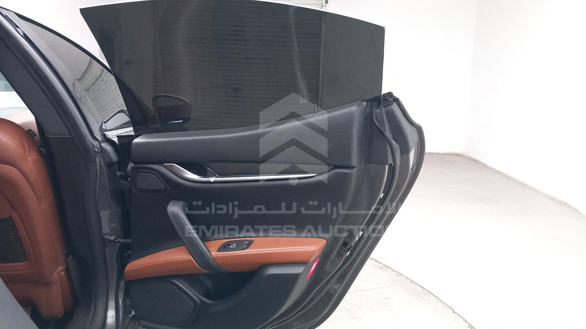 2018 MASERATI GHIBLI VIN: ZAM57YTA5J1270871