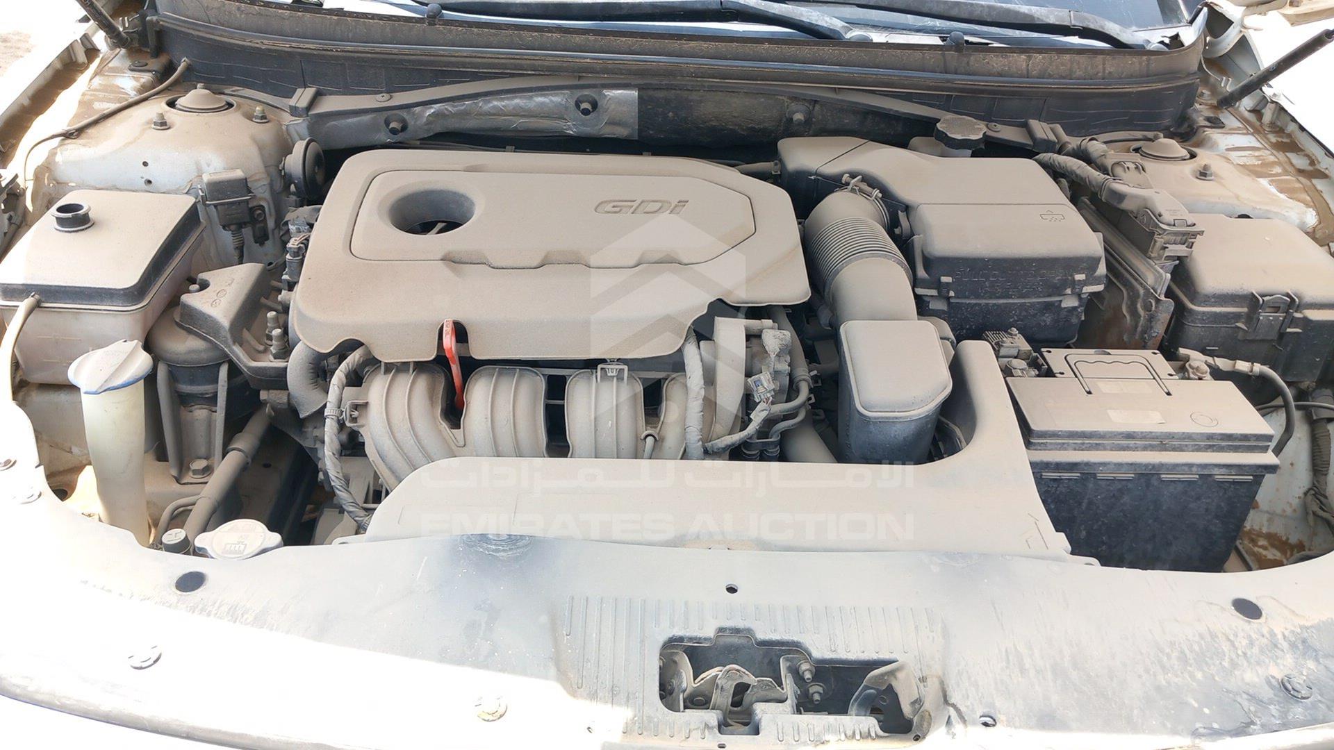2015 HYUNDAI SONATA VIN: 5NPE34AF8FH208386