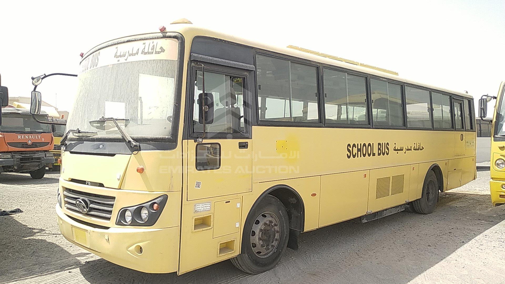 2014 TATA LPO1618 VIN: MAT449253E0L00995