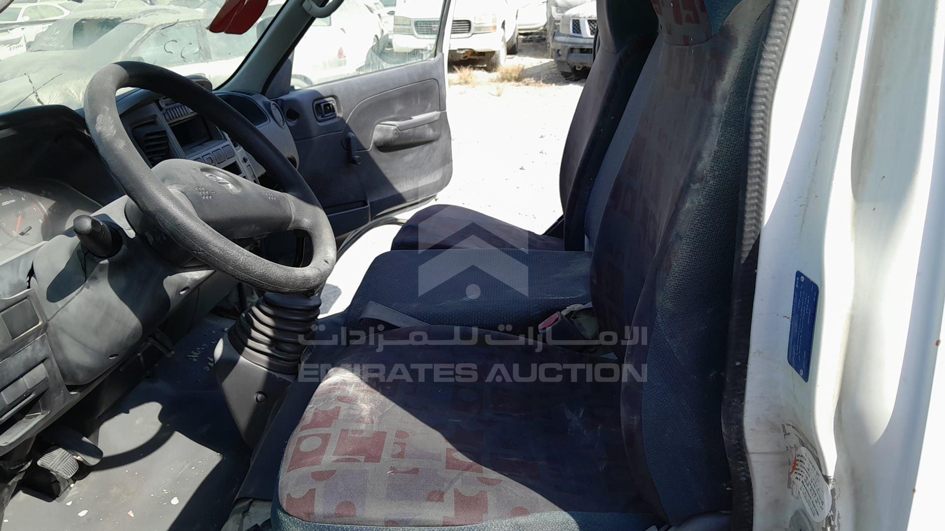 2008 NISSAN URVAN VIN: JN6AE54S08X000370