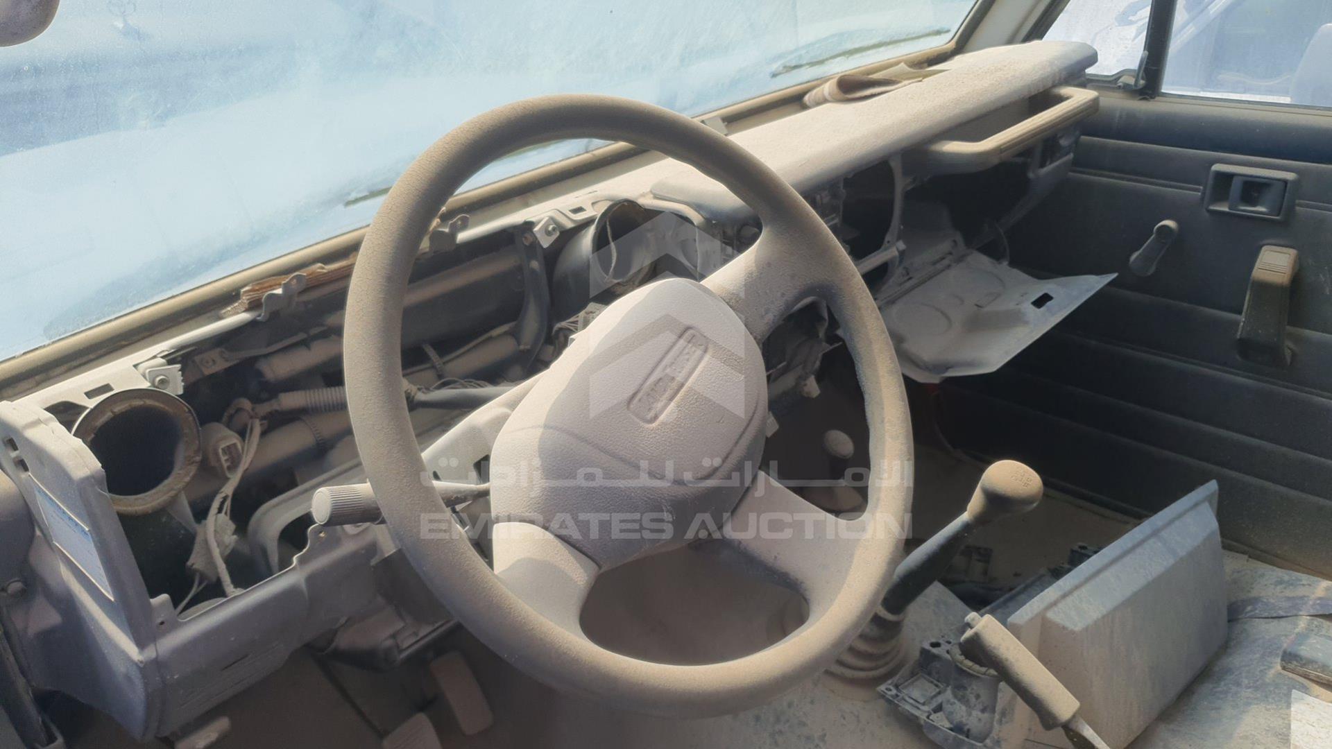 2005 TOYOTA LAND CRUISER VIN: JTFLB71JX58007416
