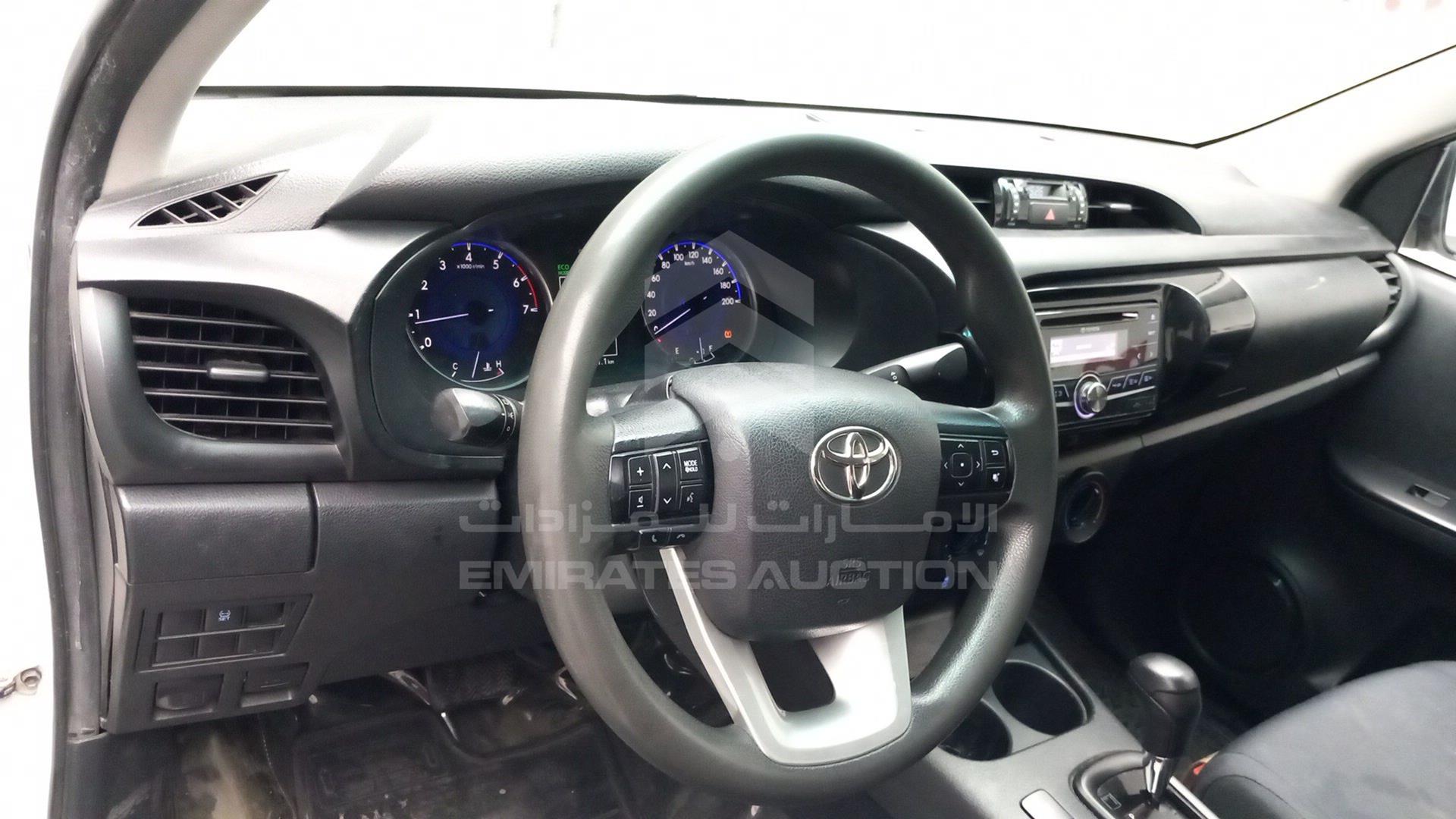 2019 TOYOTA HILUX VIN: MR0JX9CD8K4200219