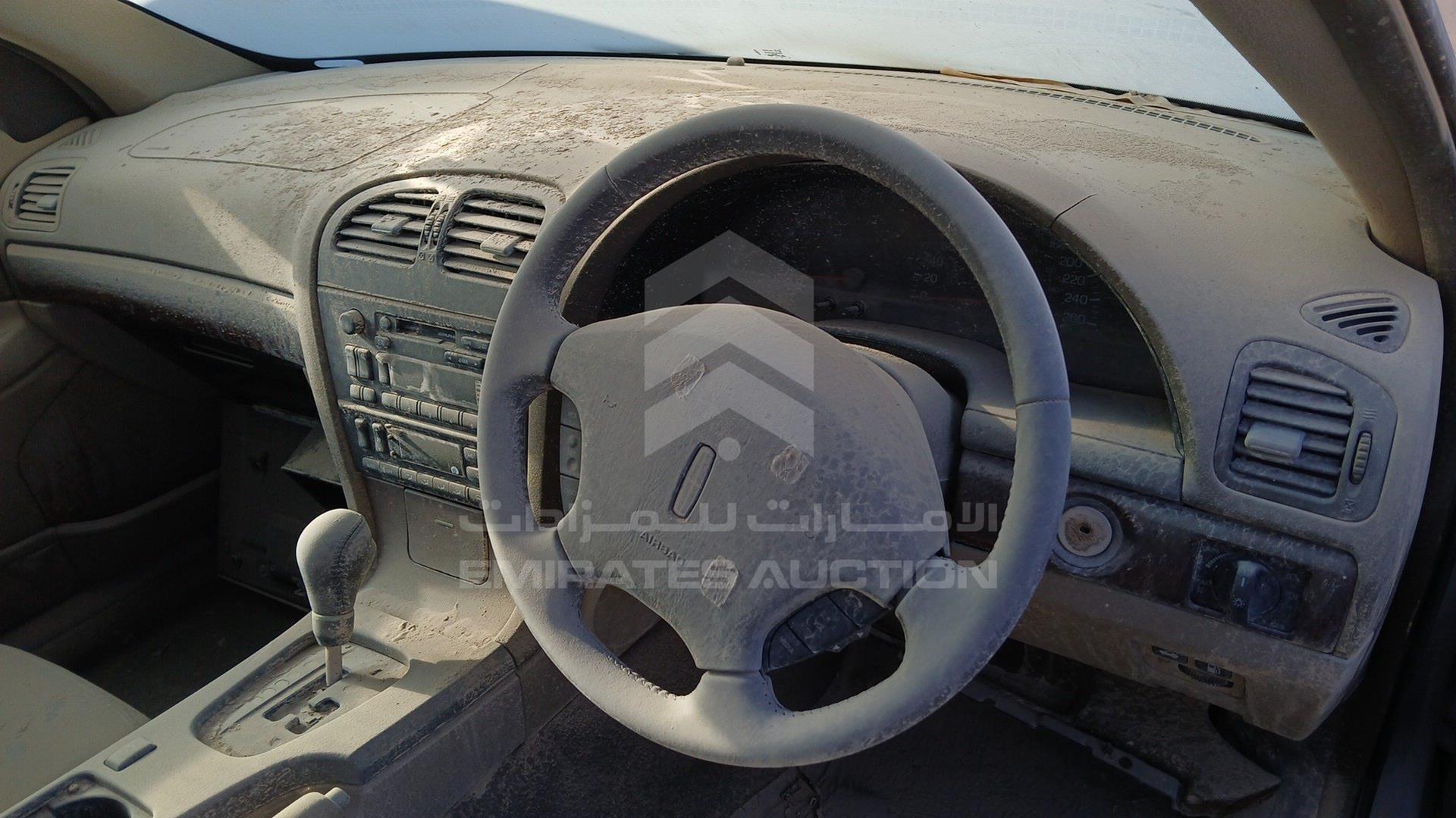 2000 LINCOLN MKZ VIN: 1LNHM86S5YY777894