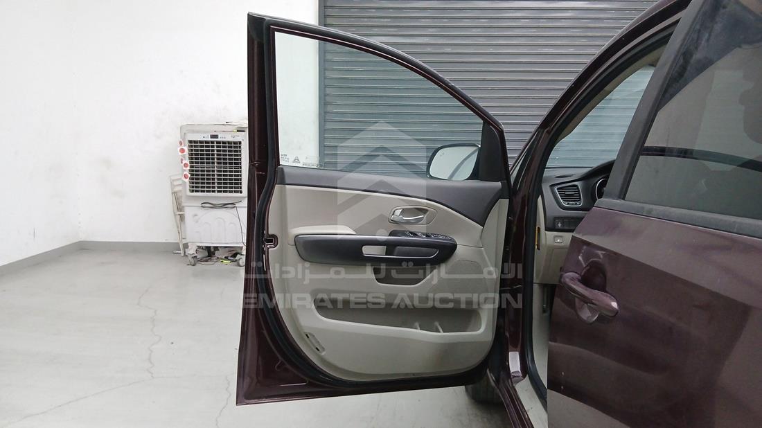 2015 Kia Sedona — Front Left Door — Photo 16