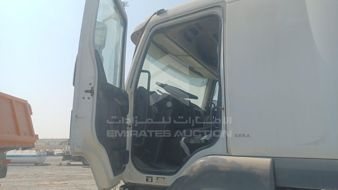 2014 Renault 440 — Front Left Door — Photo 11