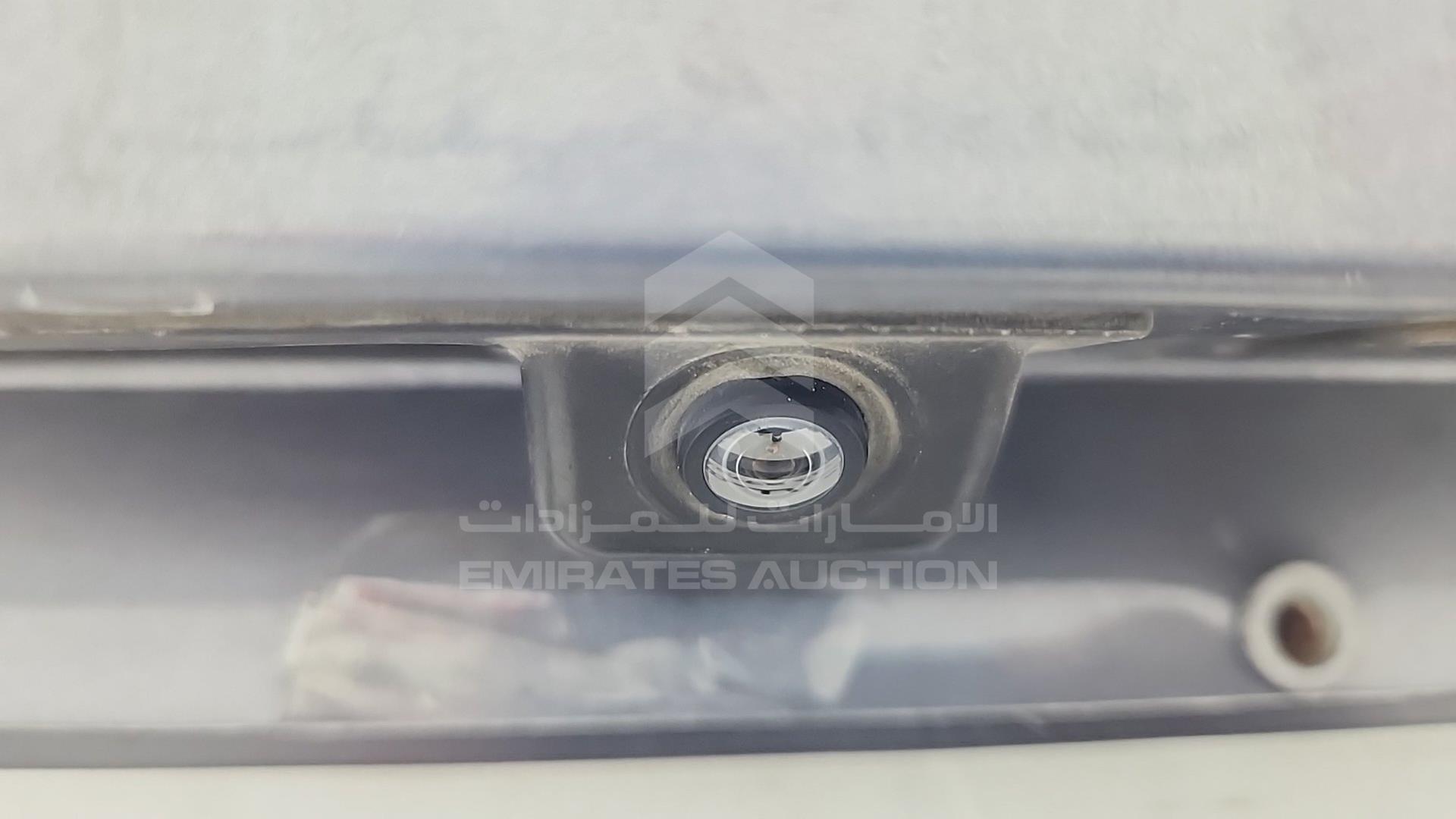 2015 VOLKSWAGEN PASSAT VIN: WVWBR7A3XFC061072