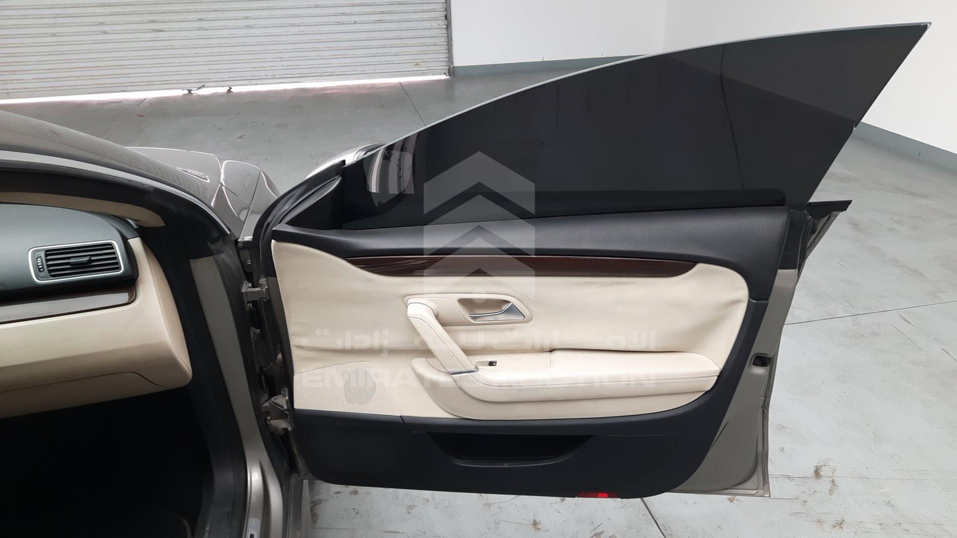 2012 VOLKSWAGEN PASSAT VIN: WVWAP13C0CE551421