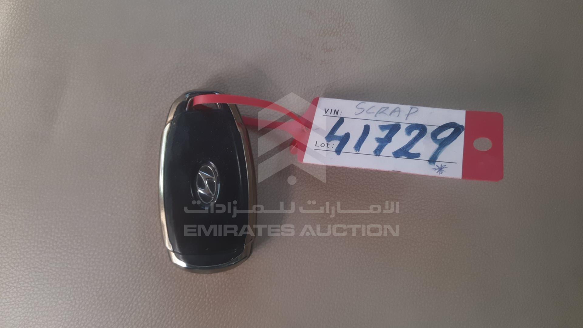 2018 HYUNDAI AZERA VIN: KMHF341F6JA182385