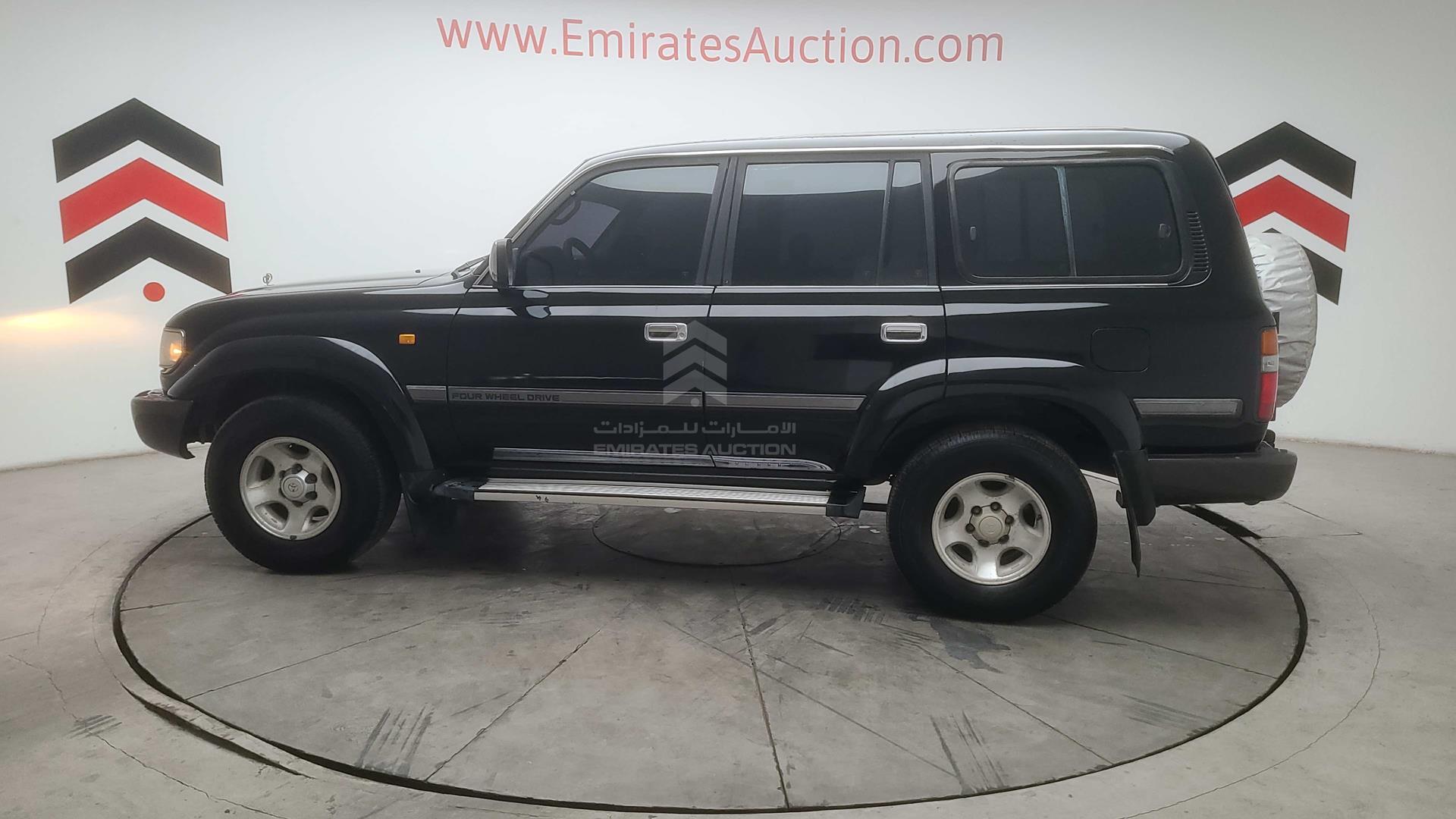 1996 TOYOTA LAND CRUISER VIN: FZJ800115226