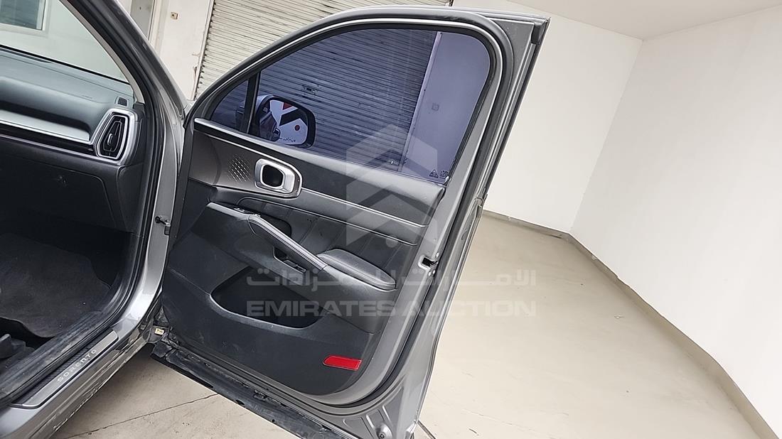 2024 Kia Sorento — Front Right Door — Photo 29