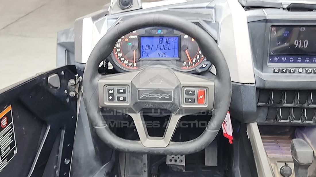 2021 Polaris — Steering & Mounted Controls — Photo 15
