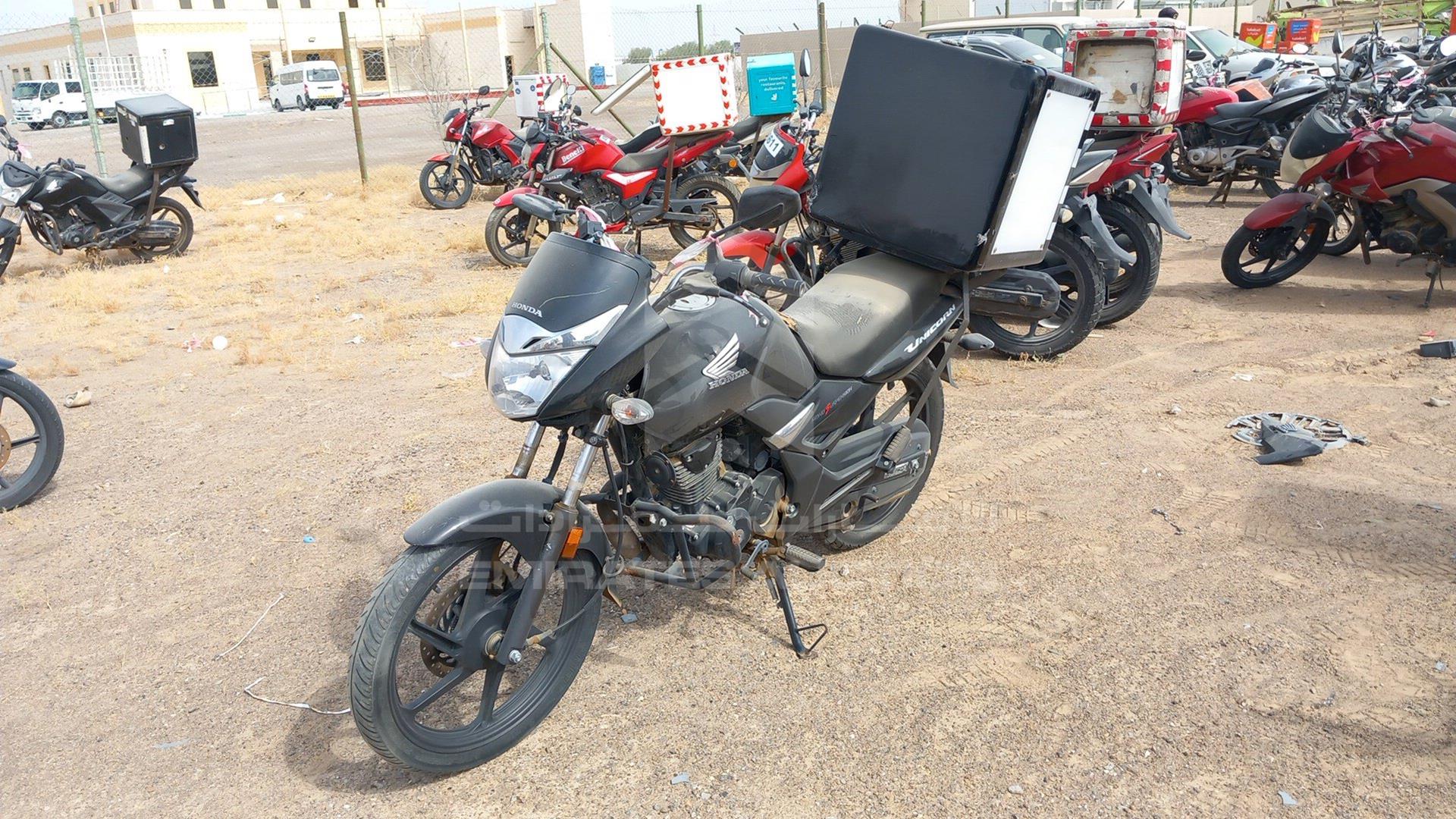 2021 HONDA UNICORN VIN: ME4KC401MMA332556