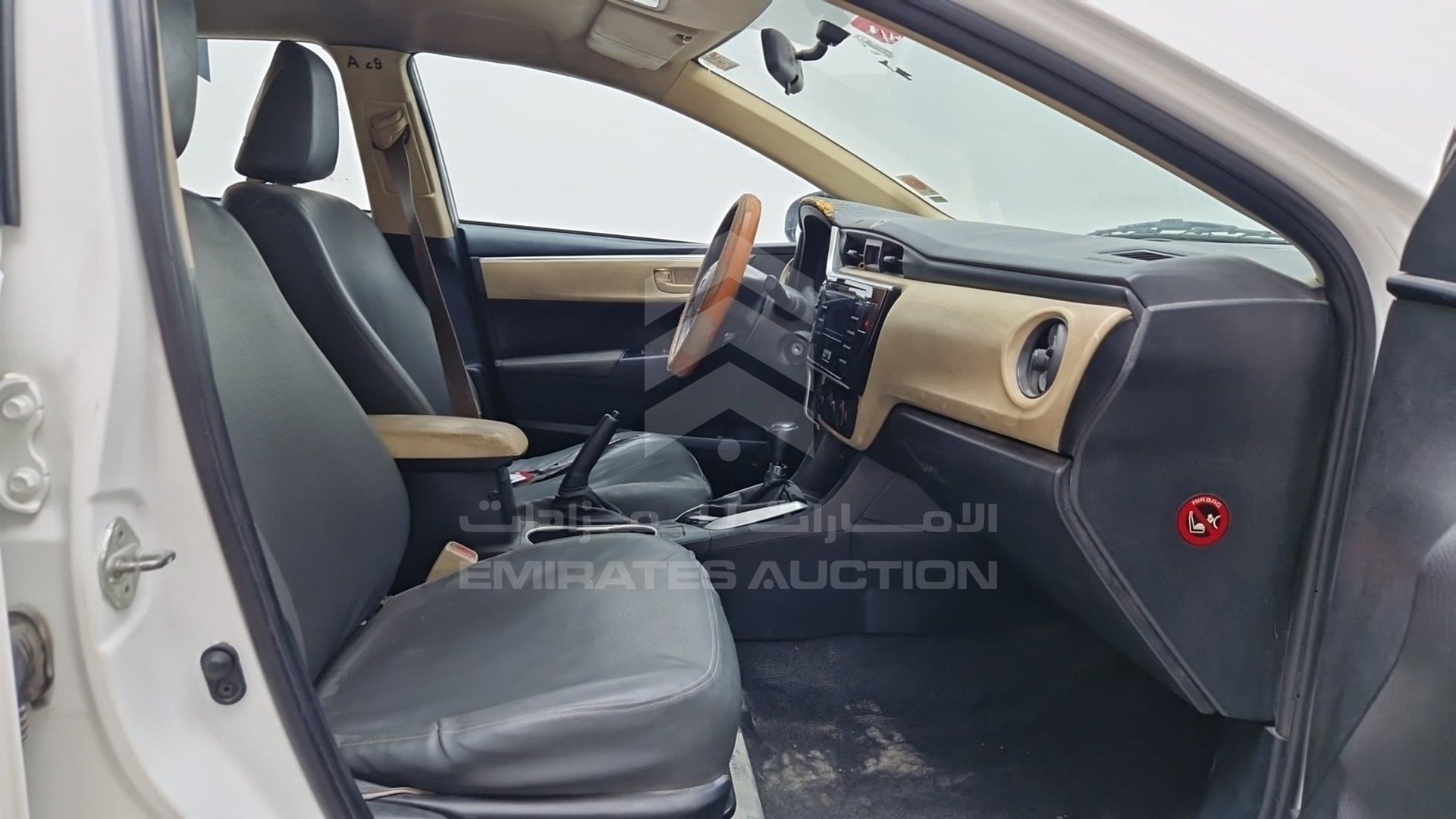 2018 TOYOTA COROLLA VIN: RKLBB9HE7J5213722