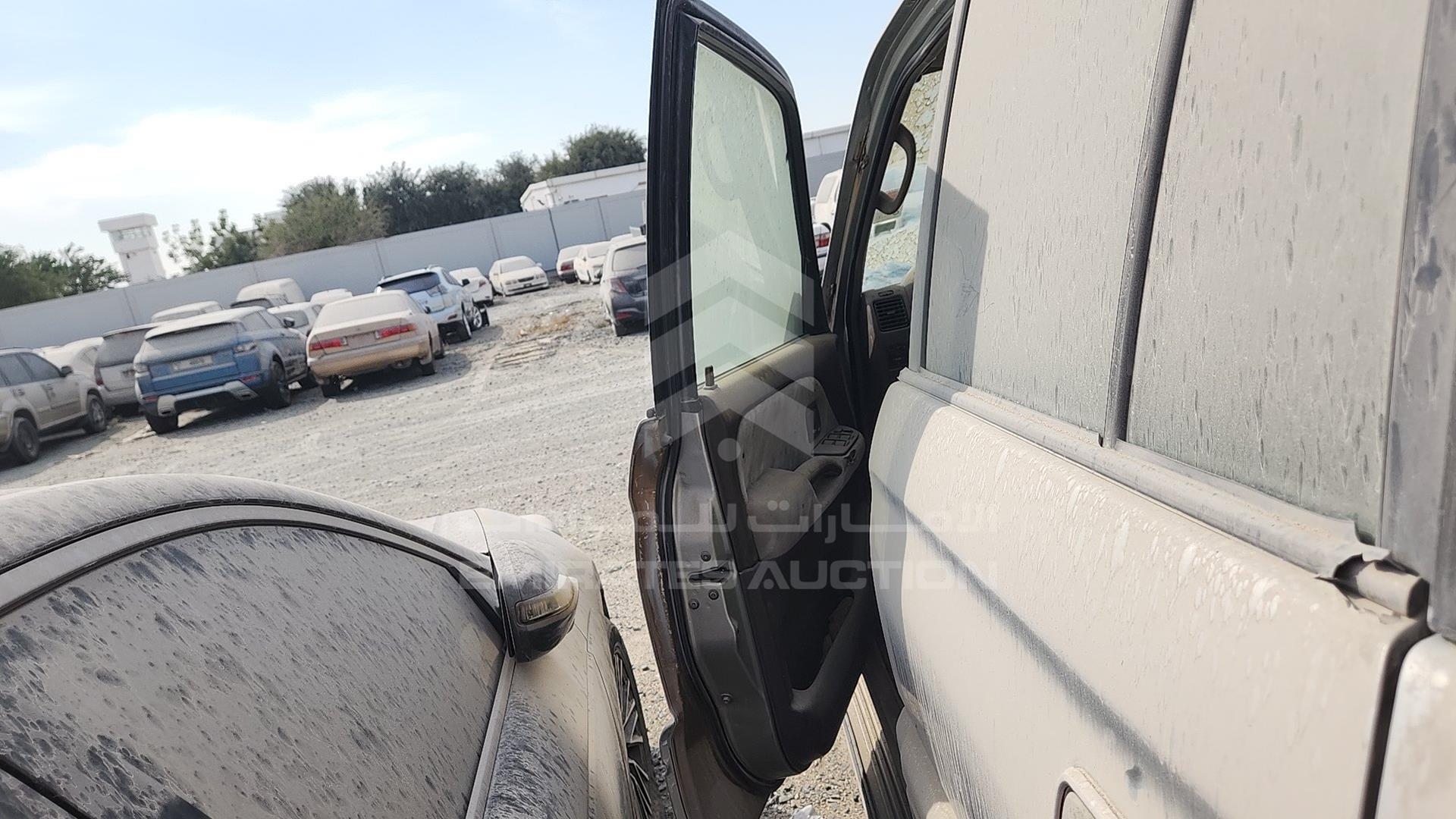 2002 TOYOTA PRADO VIN: JTEBN95J320103234