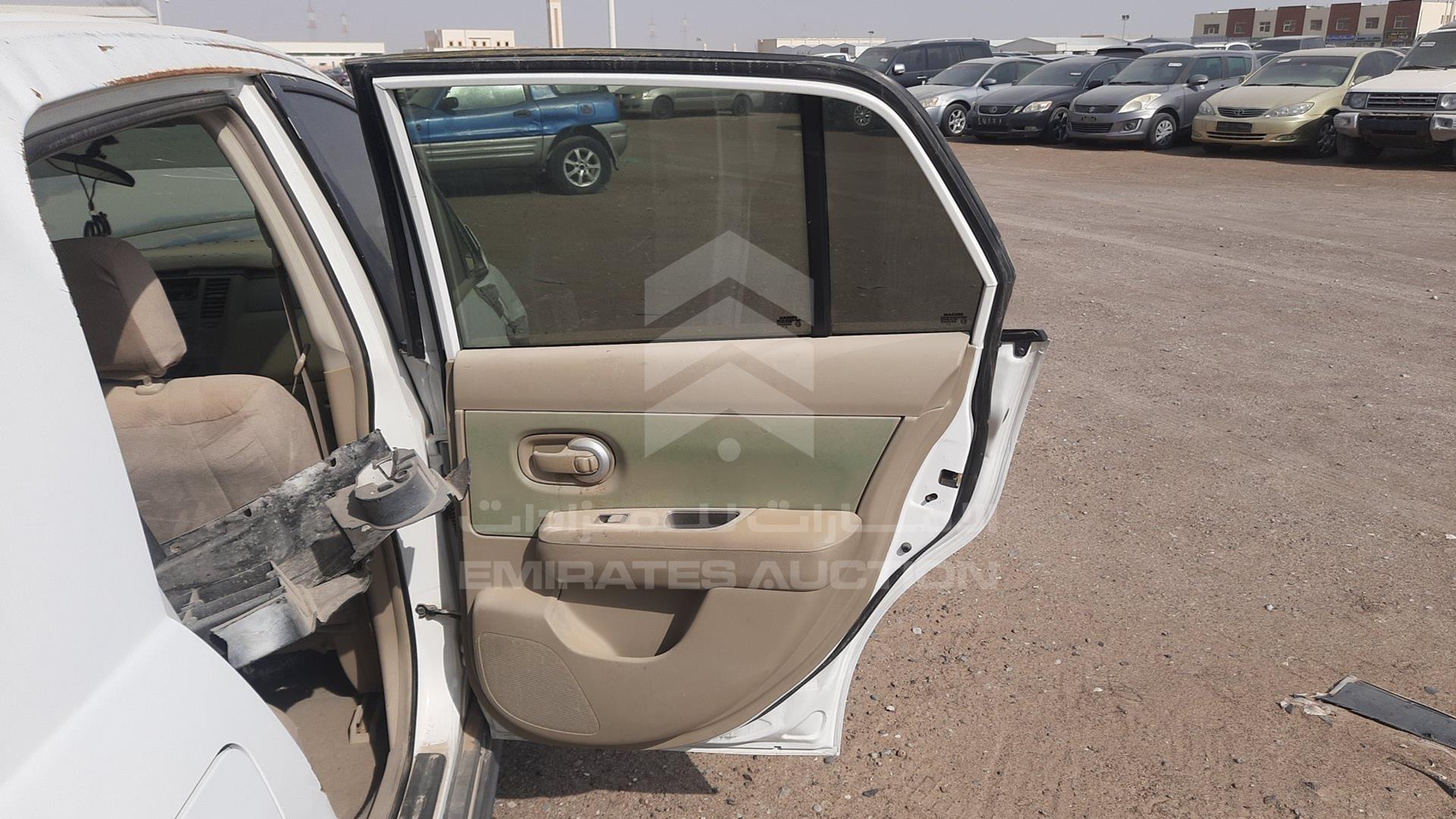 2011 NISSAN TIIDA VIN: 3N1BC1A61BK203695