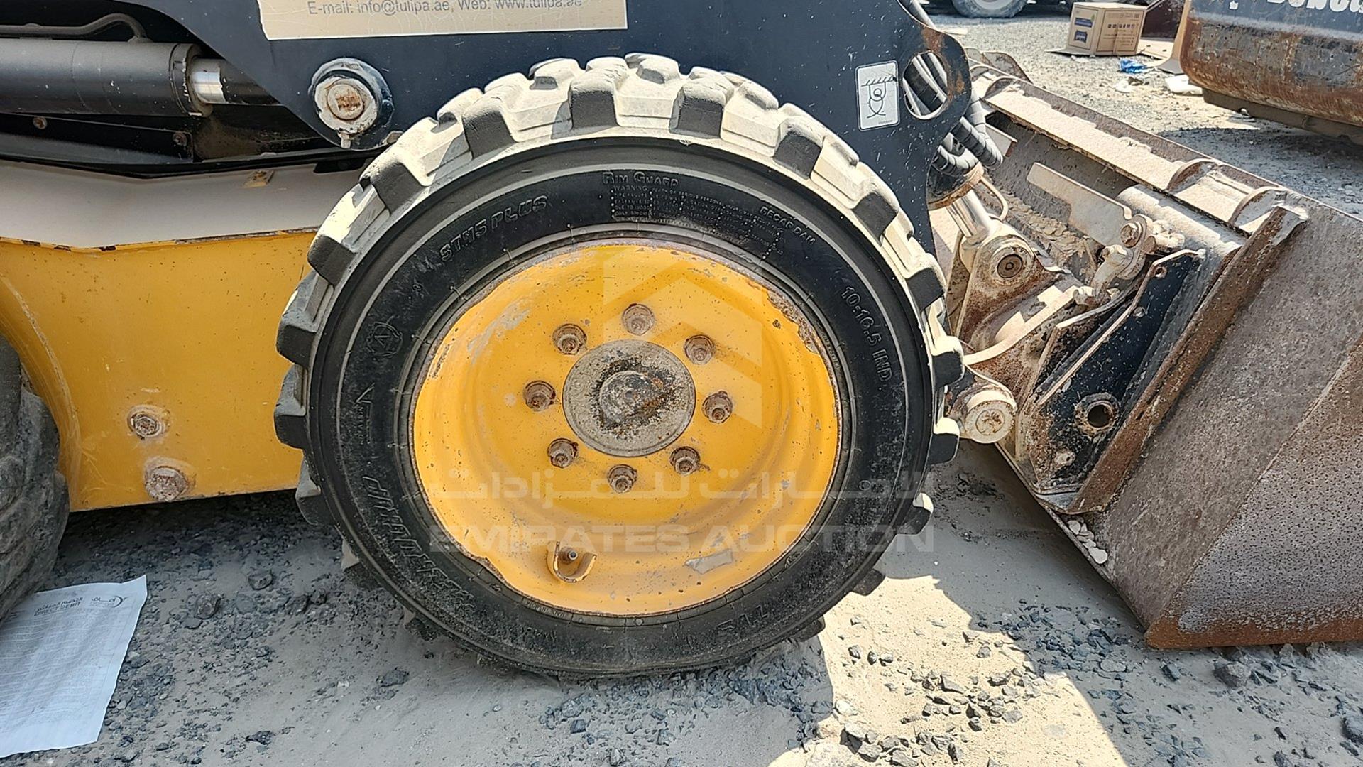 2015 JCB 135HD VIN: HAR135WSJ02431633