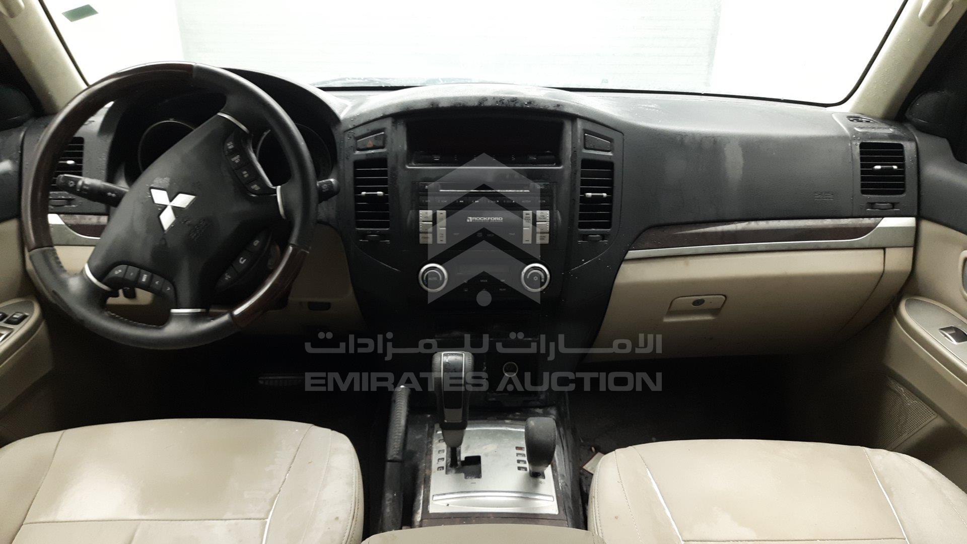 JMYLRV95WBJ709201 - 2011 Mitsubishi Pajero - #492293