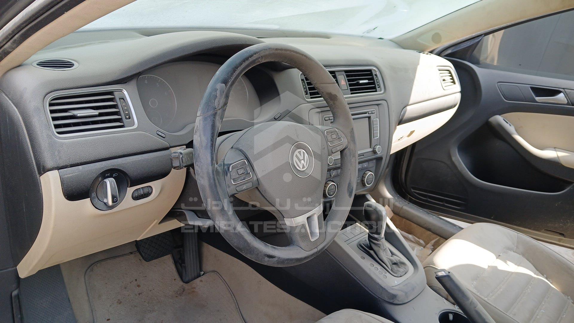2013 VOLKSWAGEN JETTA VIN: WVWSV1AJ8DM217740
