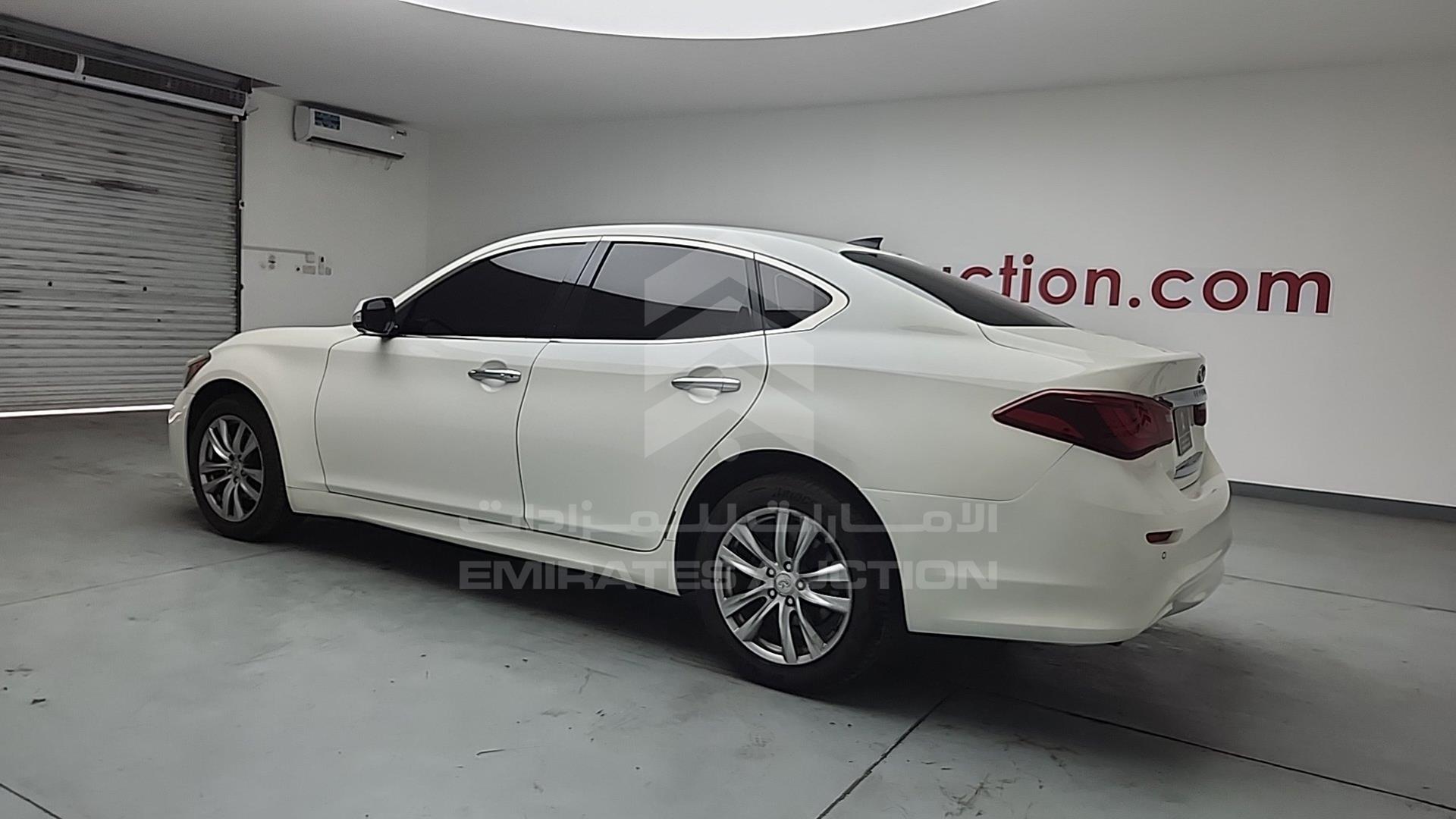 2017 INFINITI Q70 VIN: JNKBY1AP9HM340009