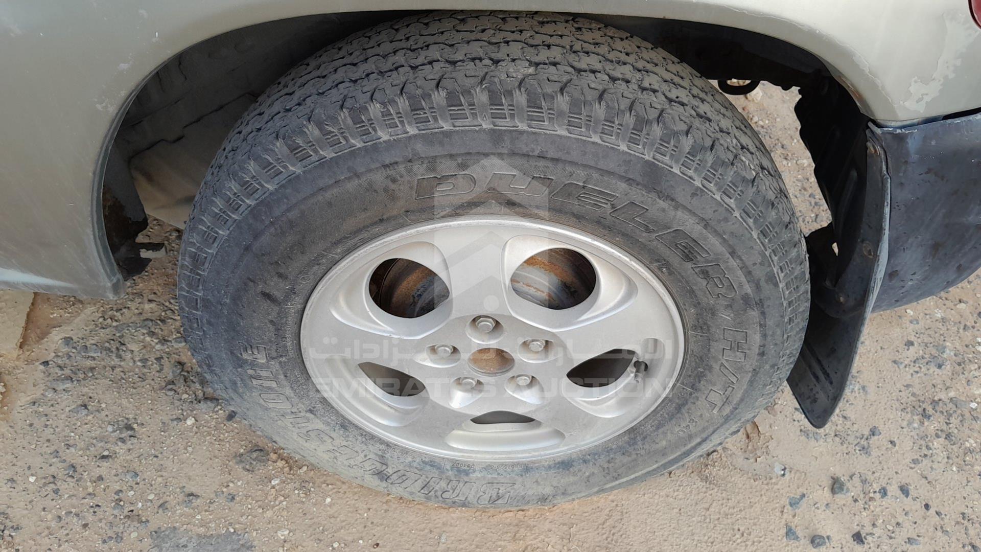 2000 MITSUBISHI PAJERO VIN: JMYMRH65WYY701230