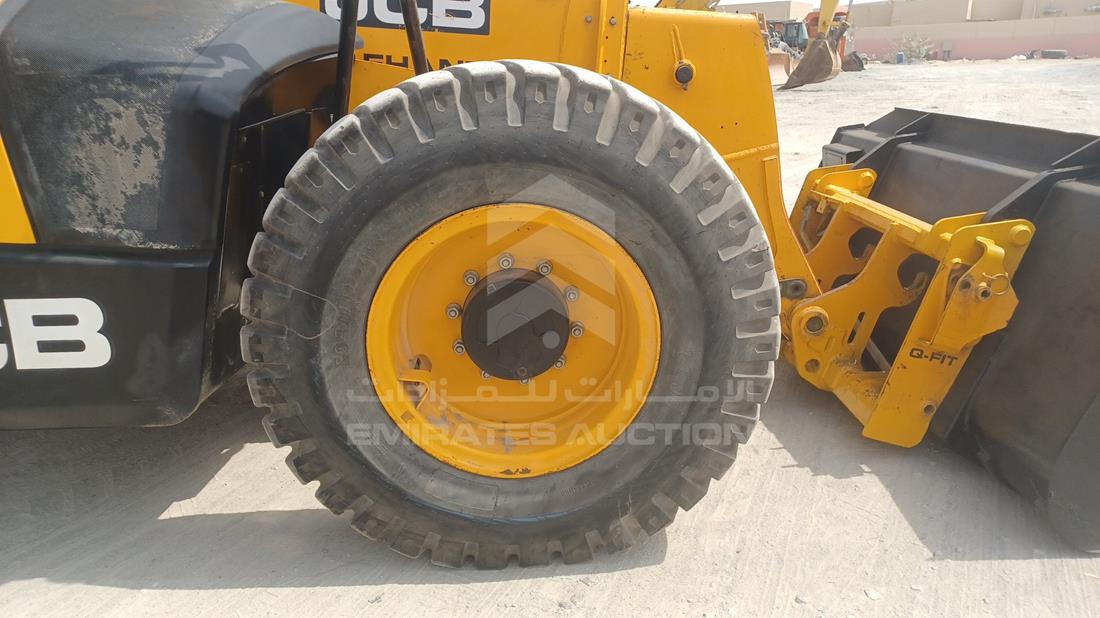جي سي بي 540-70 2023 — الإطار الأمامي الأيمن — صورة 32