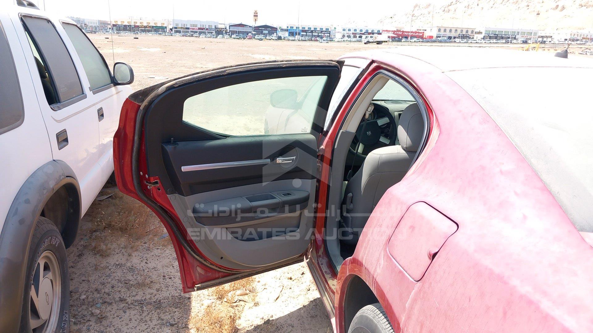 2008 DODGE CHARGER VIN: 2B3KA33G78H169053