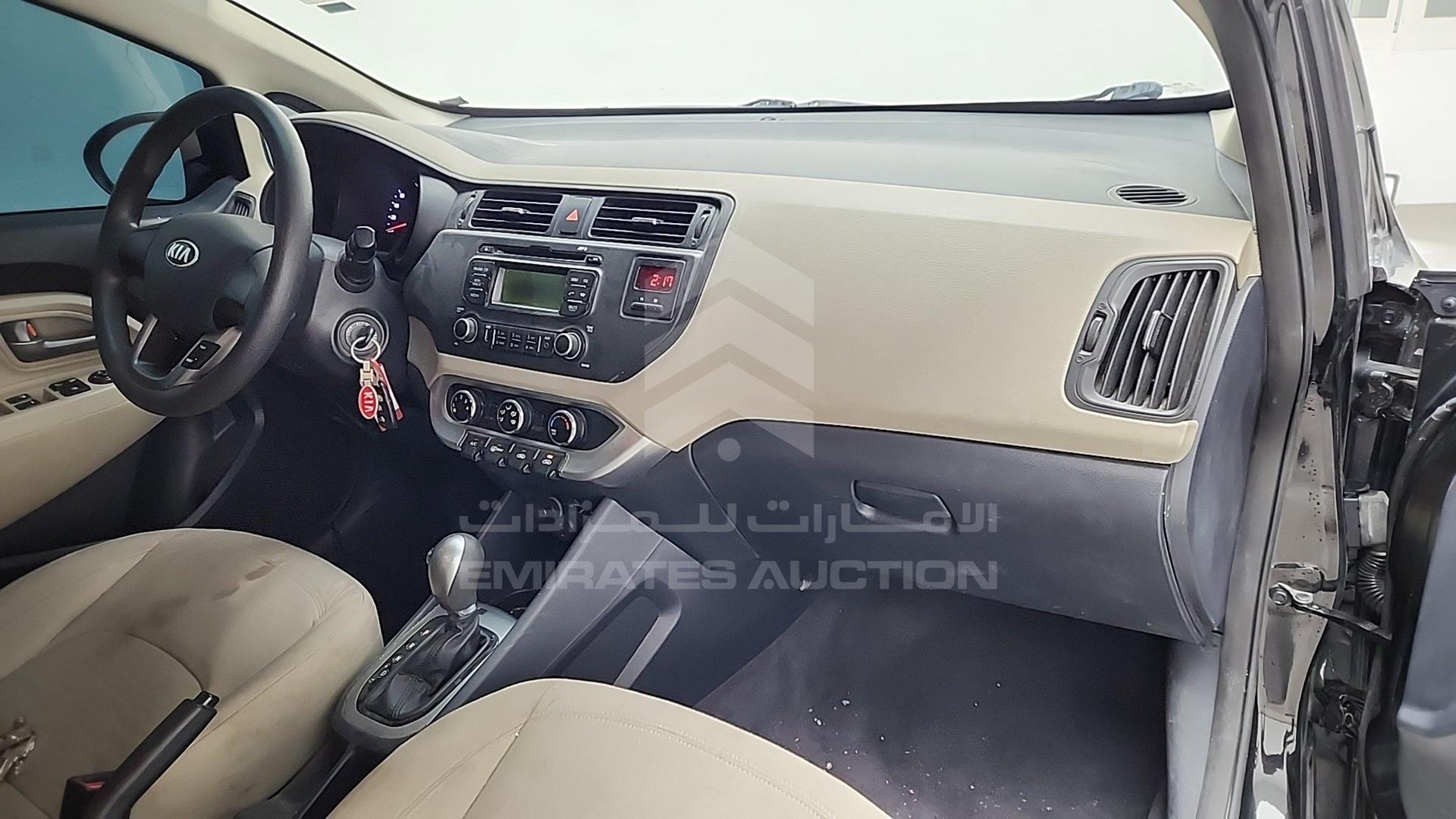 2015 KIA RIO VIN: KNADN4125F6440051