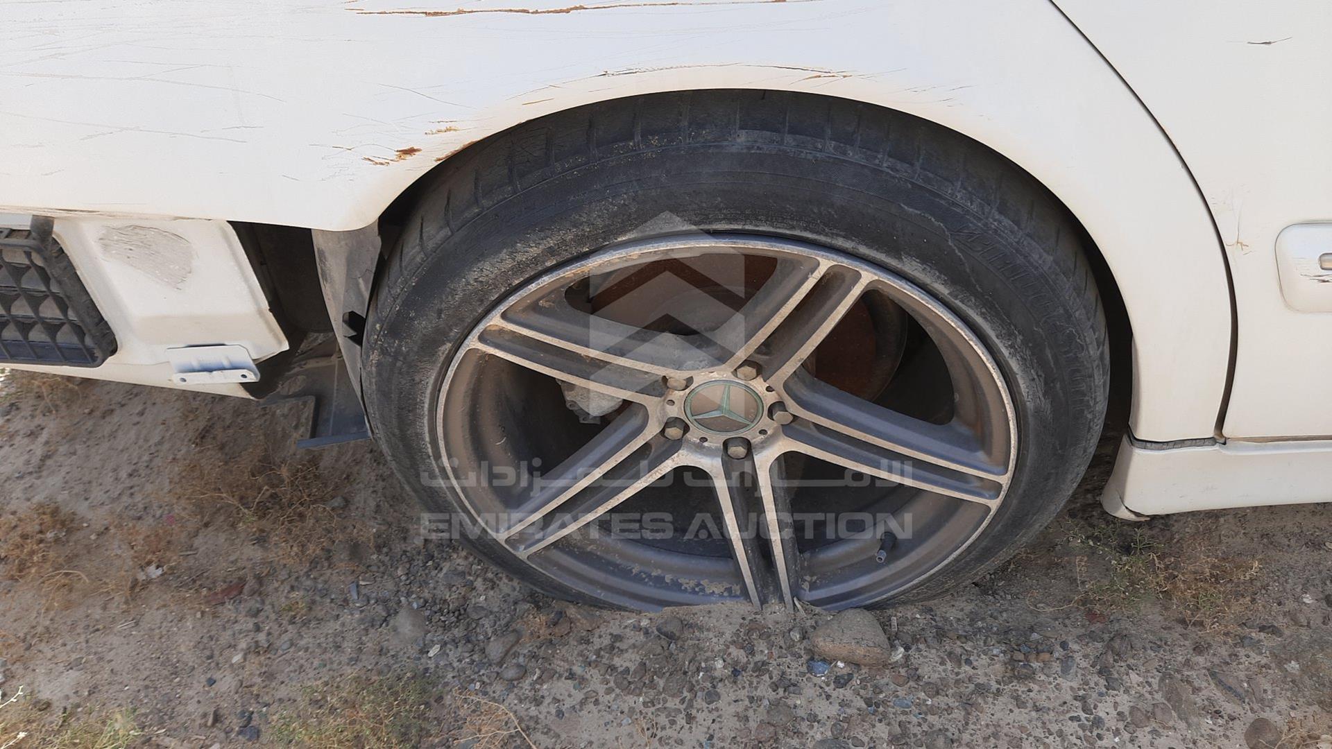 0 MERCEDES E 55 VIN: WDB2100651B263456