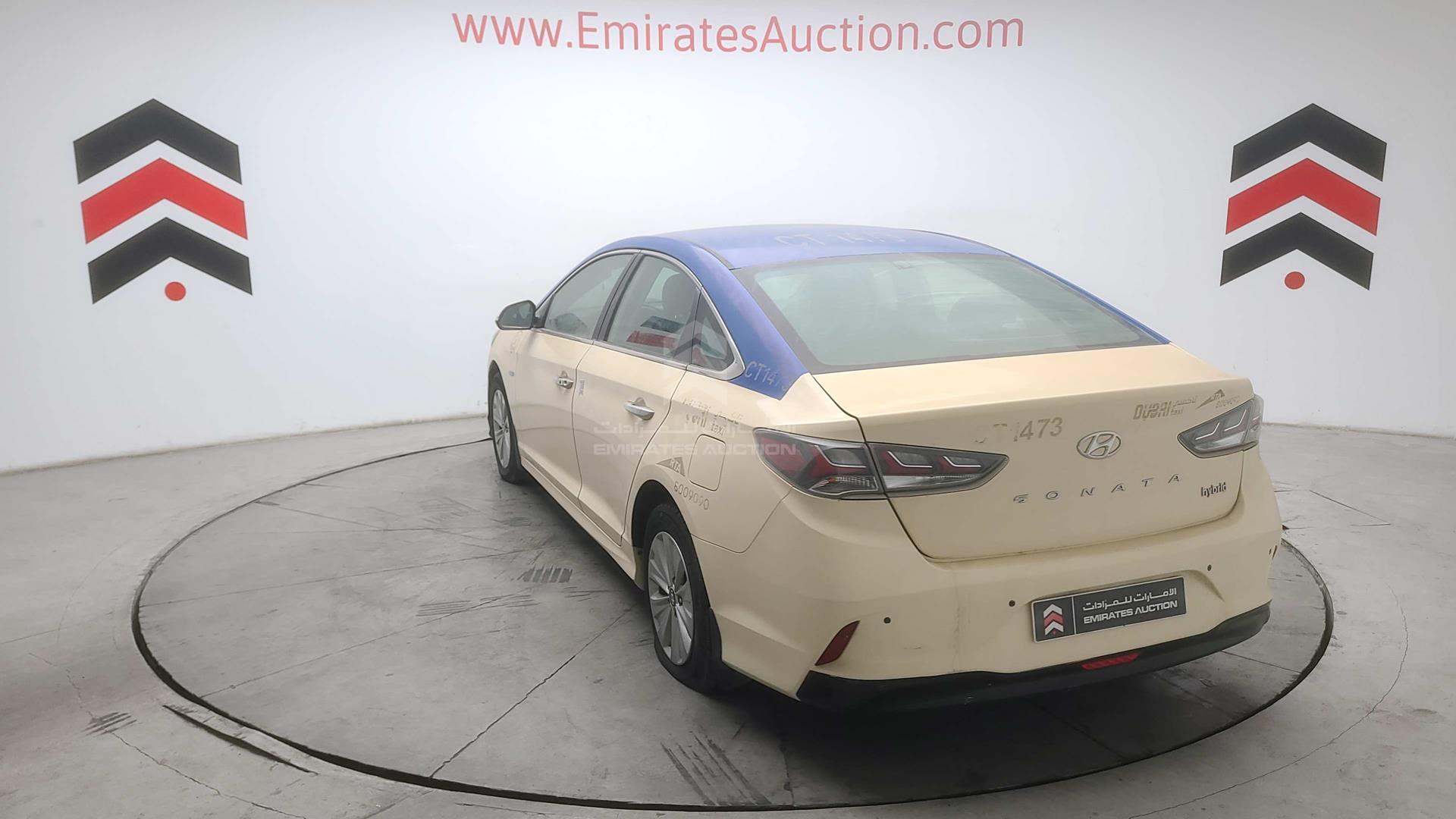 2019 HYUNDAI SONATA HYBRID VIN: KMHE24139KA093092