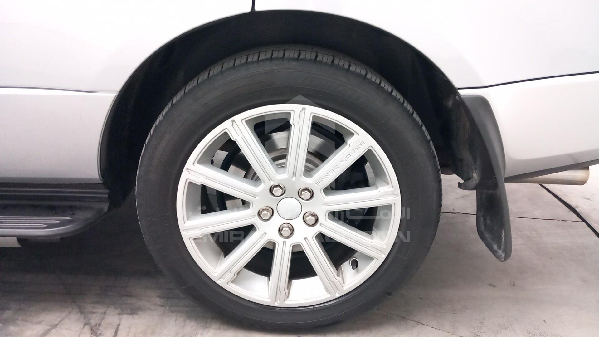2010 RANGE ROVER VOGUE VIN: SALLMAME4AA319445