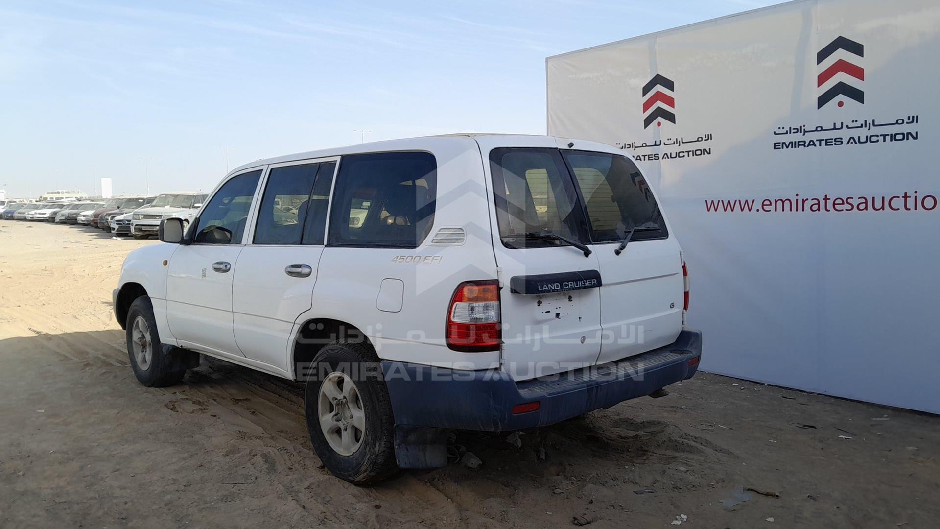 2004 TOYOTA LAND CRUISER VIN: JTGHJ01J843004764