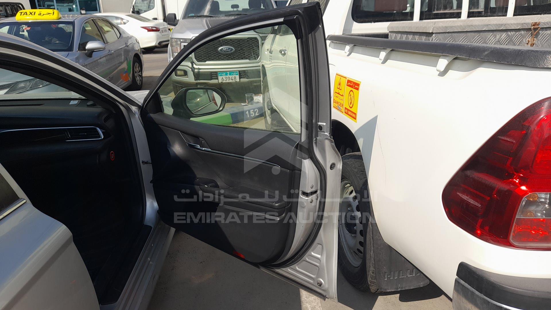 2018 TOYOTA CAMRY VIN: JTNB29HK7J3008976