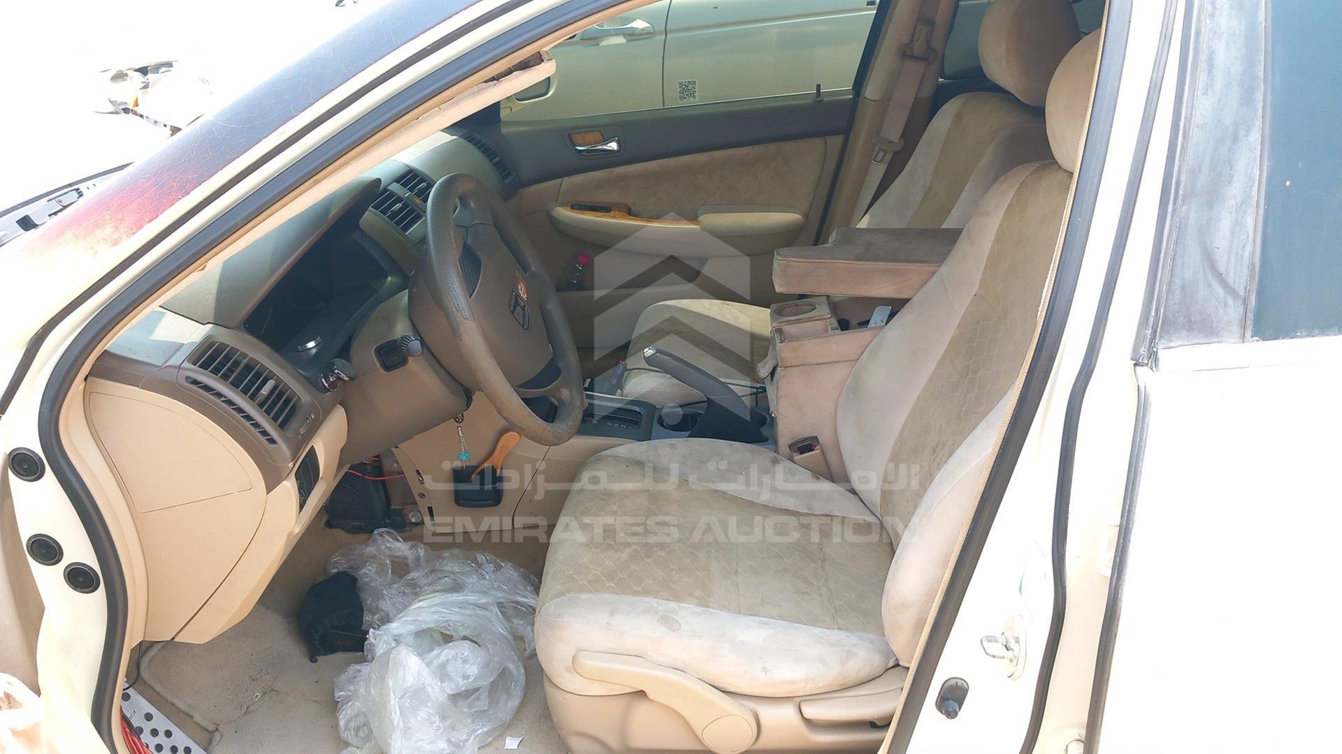 2006 HONDA ACCORD VIN: JHMCM56556C415306