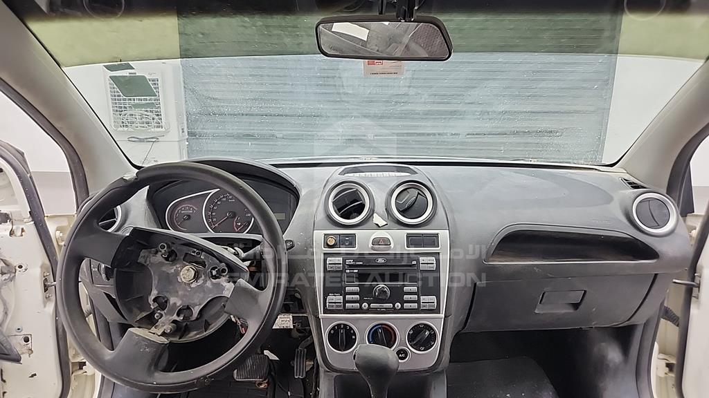 MAJTJ21D6BAS61062 - 2011 FORD FIGO - #512760