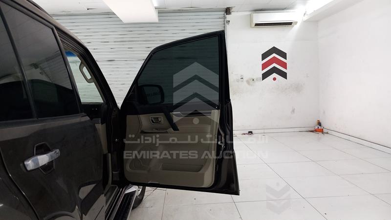 JE4MR62N1HJ708742 Auction: EmiratesAuction Lot: 410744 JE4MR62N1HJ708742 Mitsubishi Pajero 2017 -- Photo 26