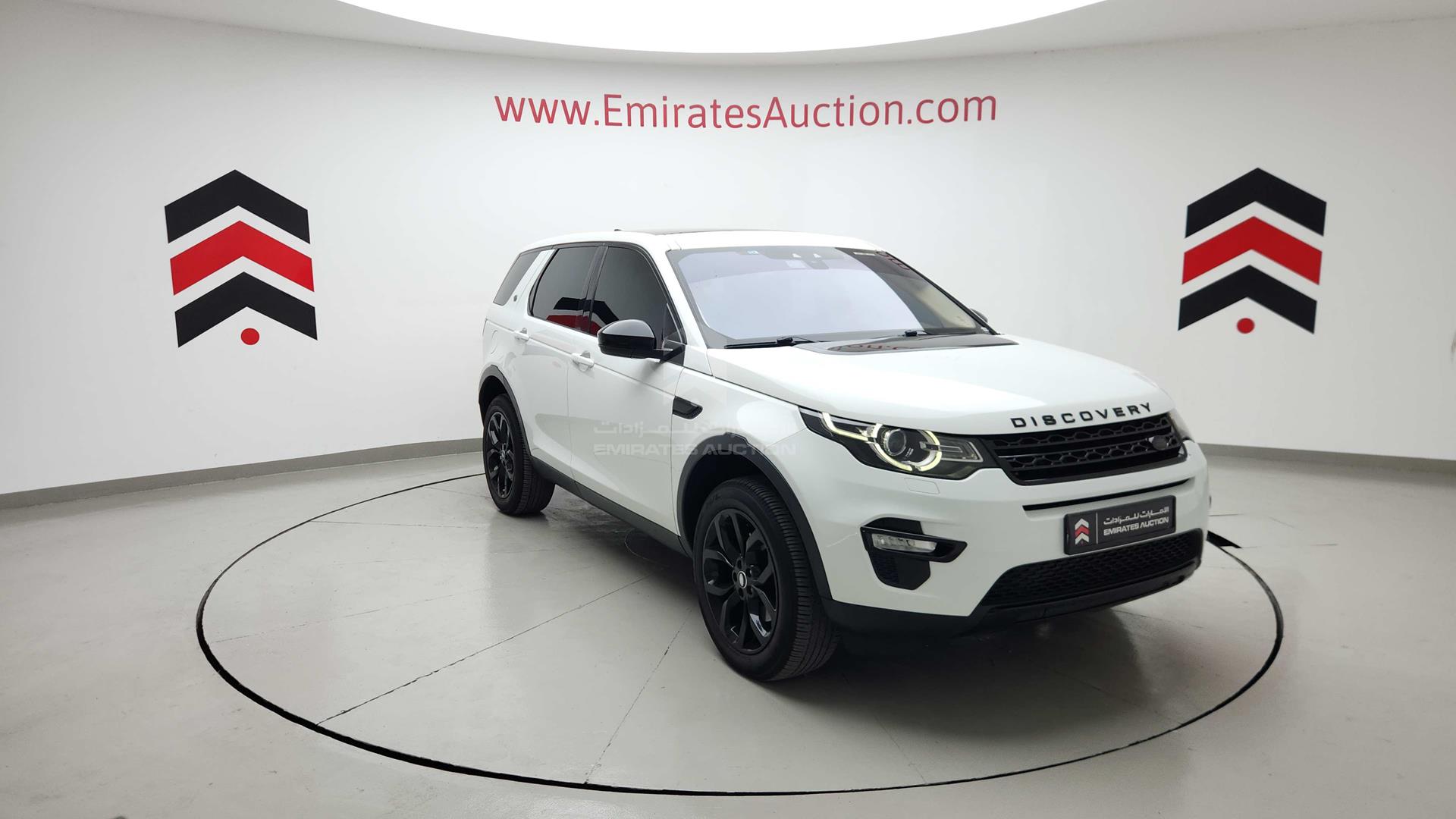 2017 LAND ROVER DISCOVERY VIN: SALCA2BG2HH714587