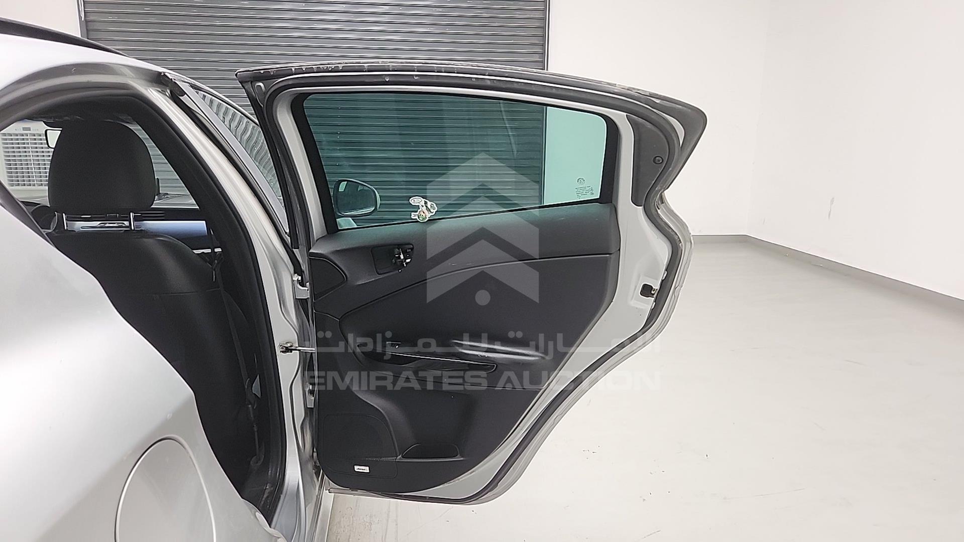 2014 ALFA ROMEO GILULIETTA VIN: ZARCABCA0E7216185