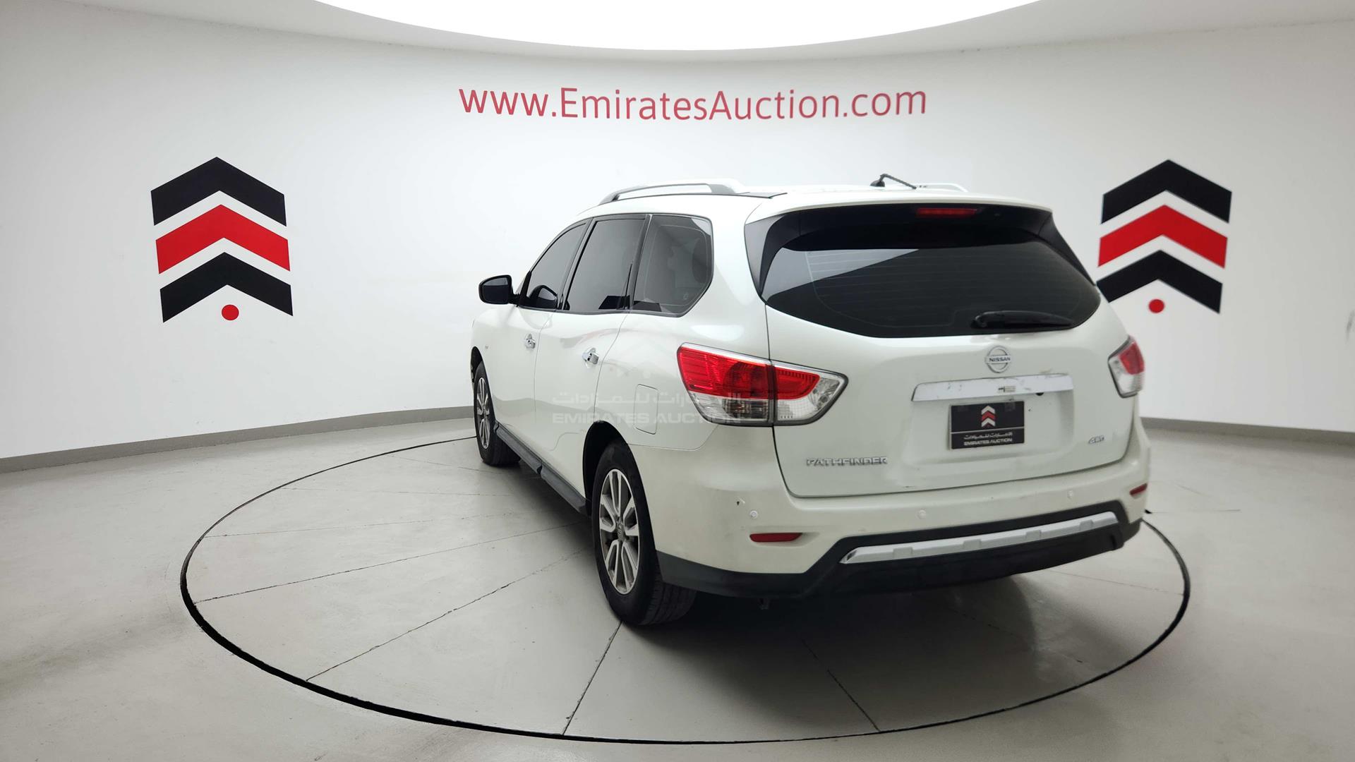 2015 NISSAN PATHFINDER VIN: 5N1AR2M54FC664462