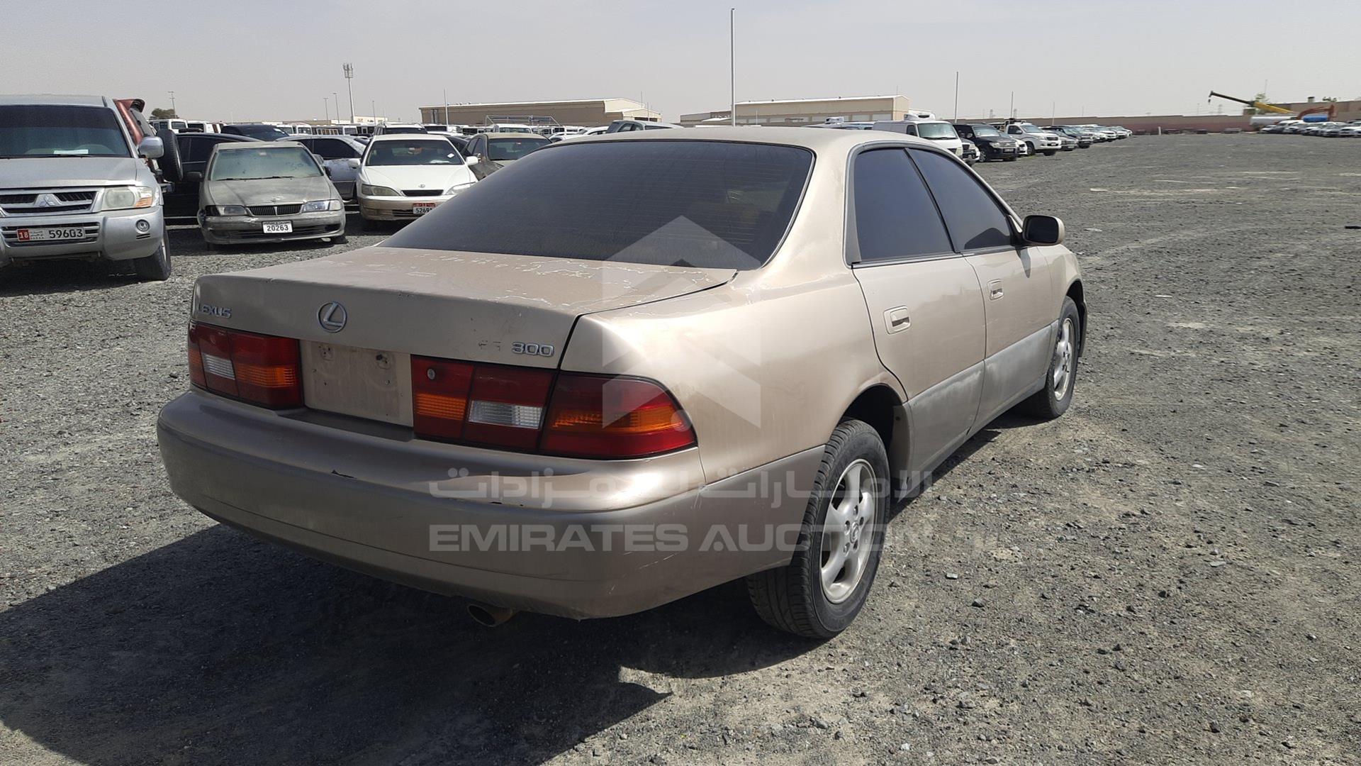 1999 LEXUS ES 300 VIN: JT8BF28G4X0165661
