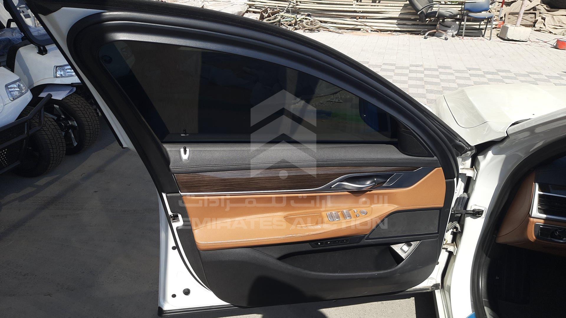 2019 BMW 730 LI VIN: WBA7E0A02KB359143