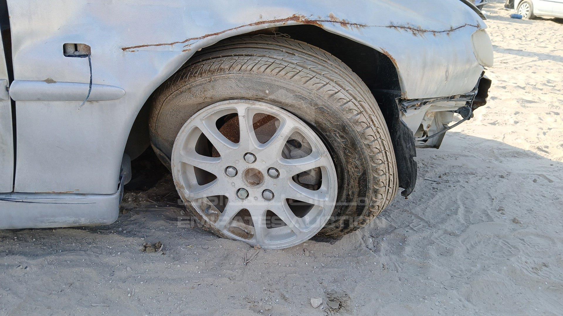 2001 CHEVROLET LUMINA VIN: 6G1XL52B91L651348