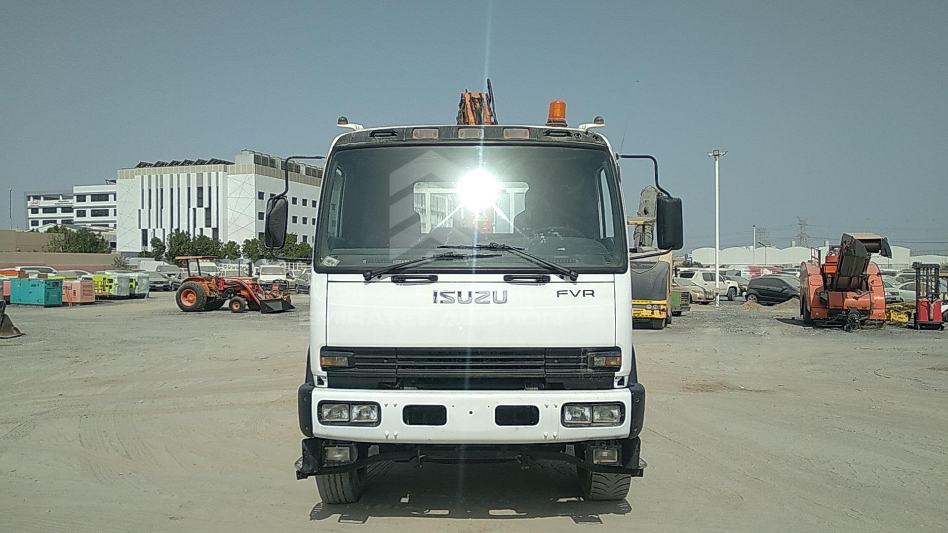 2013 ISUZU FVR VIN: LWLYXZDK2DL004197