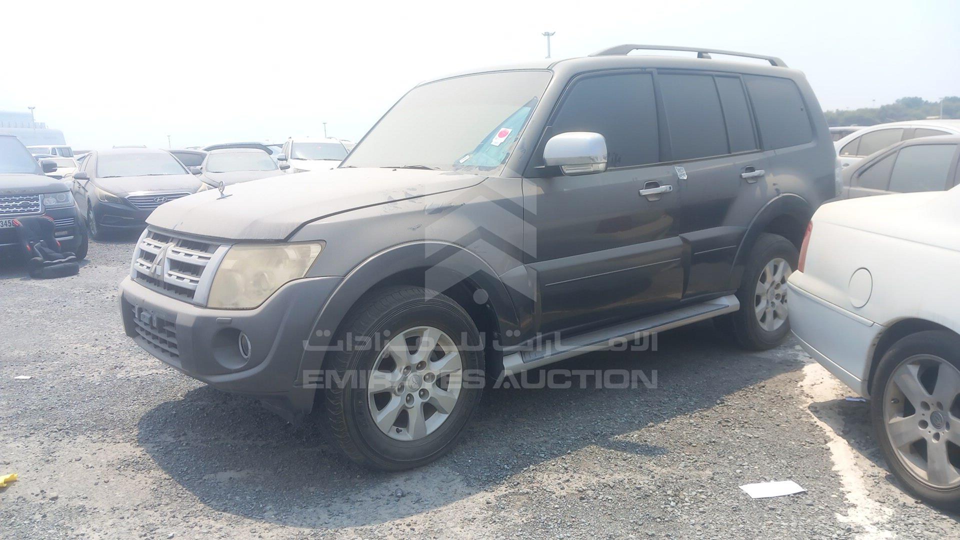 2013 MITSUBISHI PAJERO VIN: JMYLRV95WDJ701089