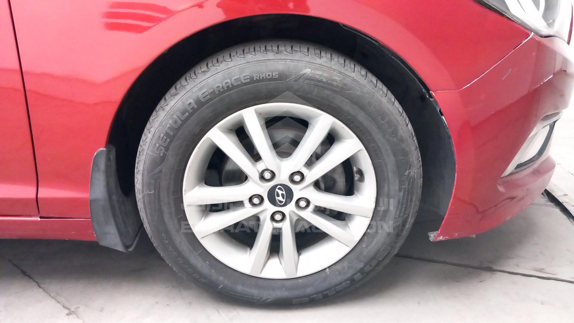 2017 HYUNDAI SONATA VIN: KMHE241G5HA348445
